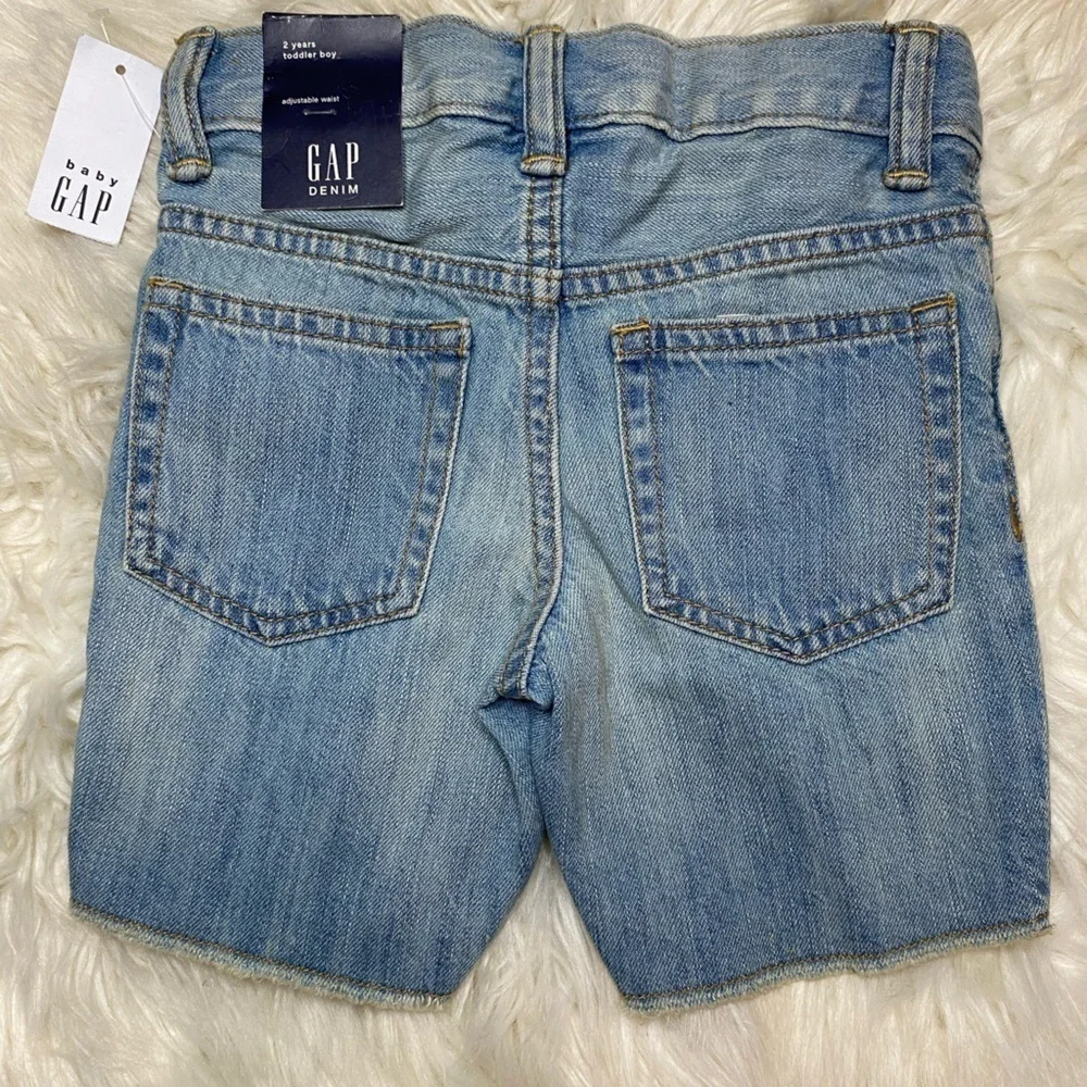 NWT✨ GAP⭐️  boy toddler shorts👖size 2 years
